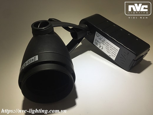TLN204 - Đèn rọi ray module, tương thích cả bóng MR16 halogen và LED
