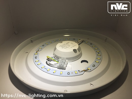 NPXLED1006 - Đèn LED ốp trần nổi ban công, mặt nhựa dẻo, độ xuyên sáng lên đến 90%
