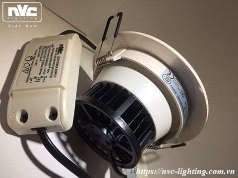 NLED983 6W, NLED9835 8W, NLED984 10W - Đèn LED downlight âm trần mặt phẳng, kính mờ chống chói, thân nhôm đúc cao cấp, tản nhiệt hợp kim nhôm thiết kế dạng cánh quạt, chấn lưu rời